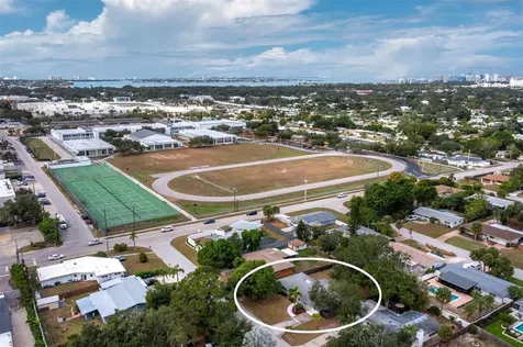 2417 Parson Lane Sarasota FL 34239