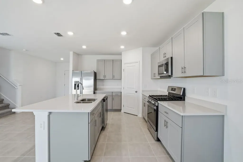 13239 Commons Avenue Parrish FL 34219