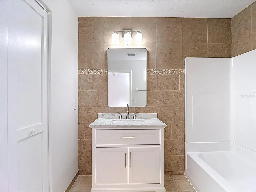 2013 Glen Forge Street Brandon FL 33511