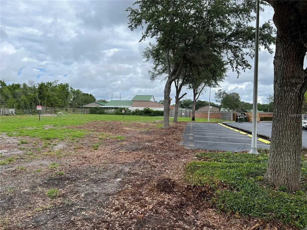 O E Nancy Lee Lane Apopka FL 32712