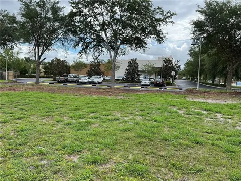 O E Nancy Lee Lane Apopka FL 32712