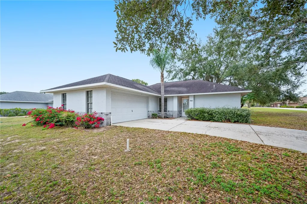 941 Devonshire Way Lake Wales FL 33853