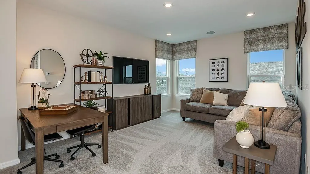 8521 Golden Dawn Court Sarasota FL 34241