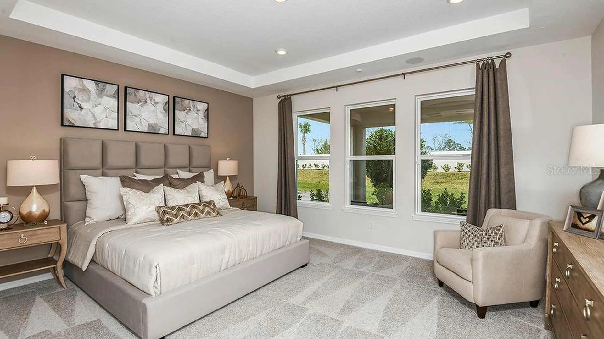 8521 Golden Dawn Court Sarasota FL 34241