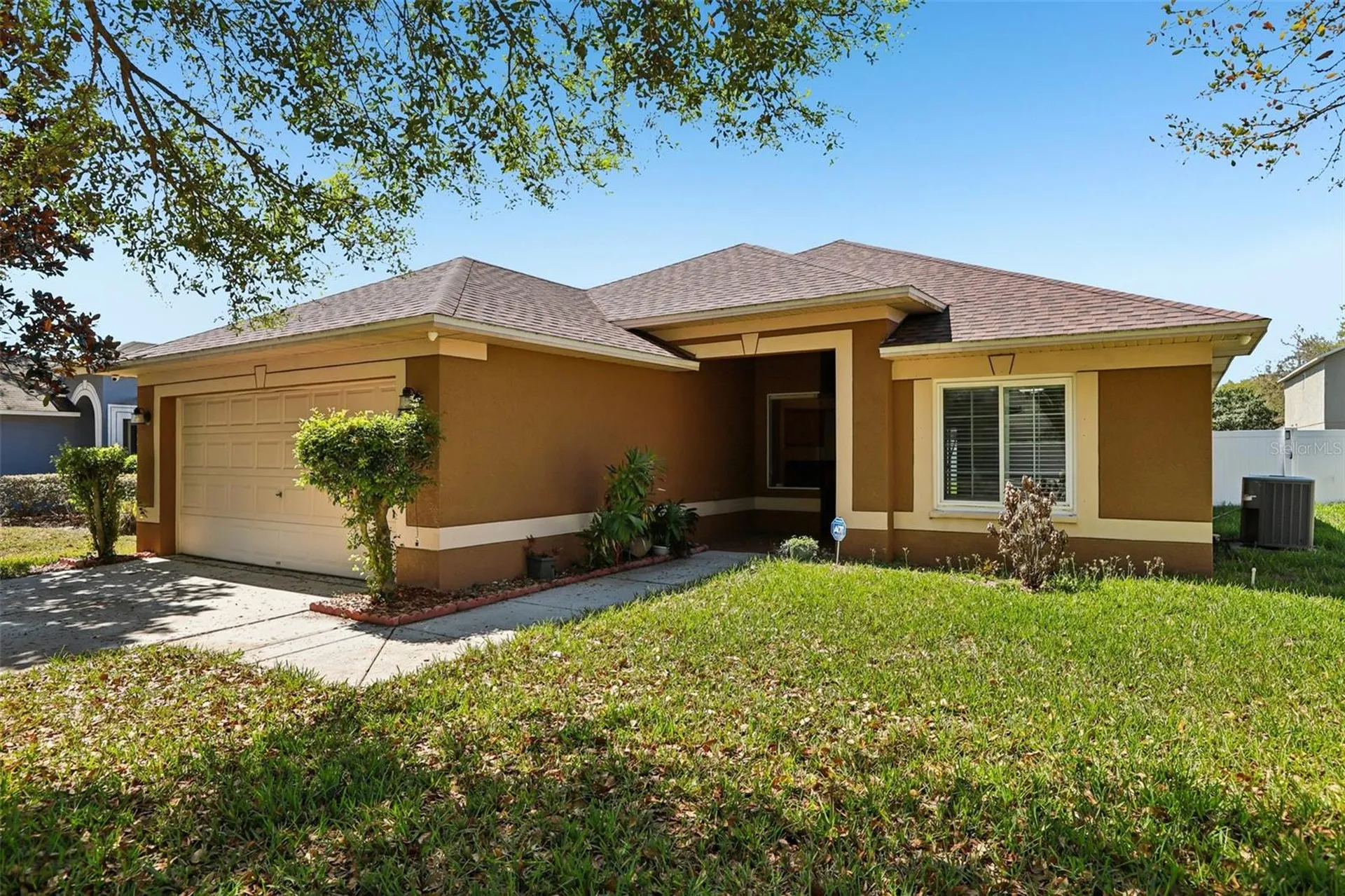 2726 Buckhorn Preserve Boulevard Valrico FL 33596