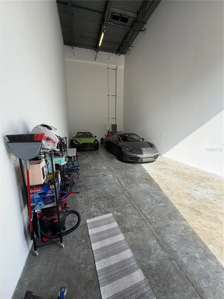 6500 Motor Enclave Way Tampa FL 33610