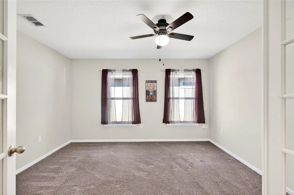 138 S Hummingbird Place Palm Coast FL 32164