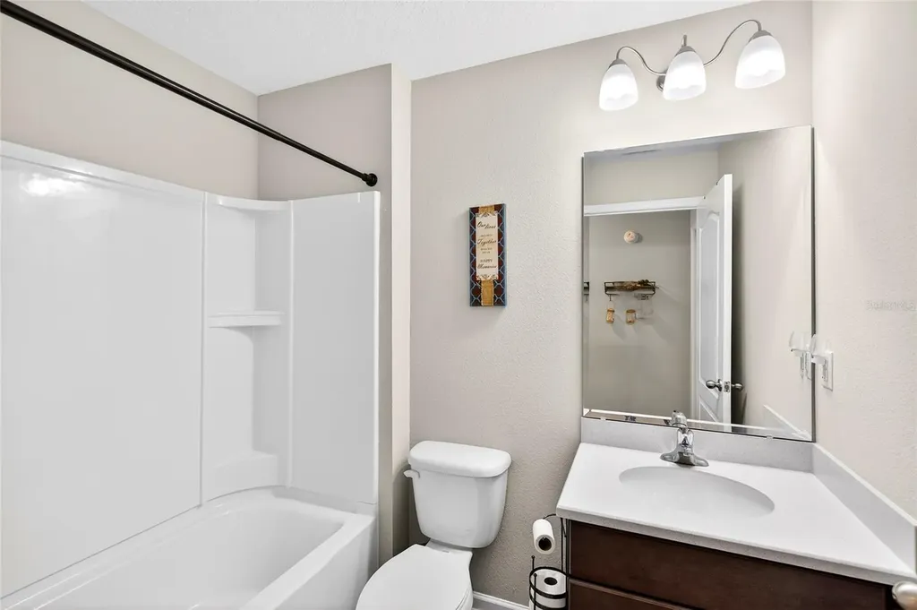 138 S Hummingbird Place Palm Coast FL 32164