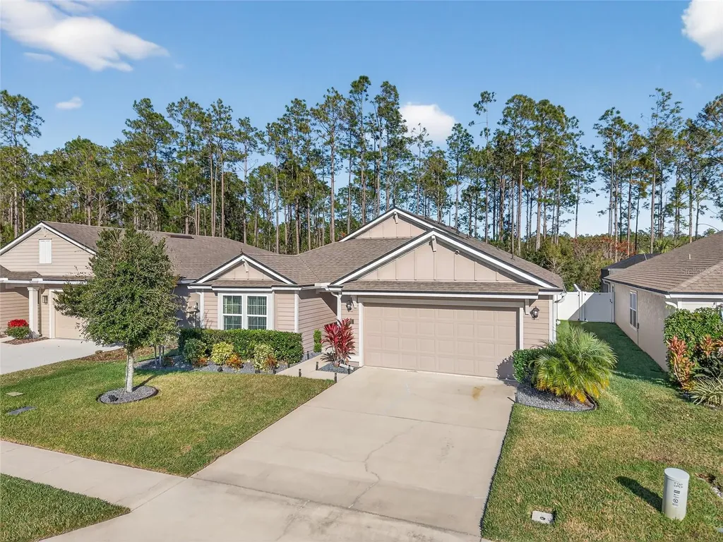 138 S Hummingbird Place Palm Coast FL 32164