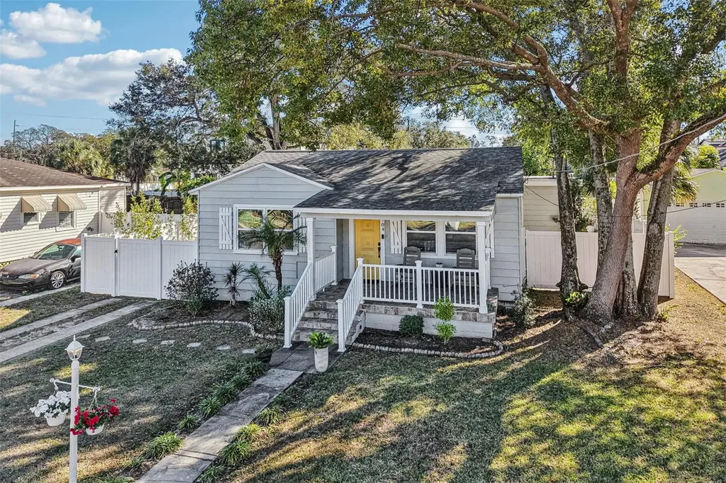 704 W Fribley Street Tampa FL 33603