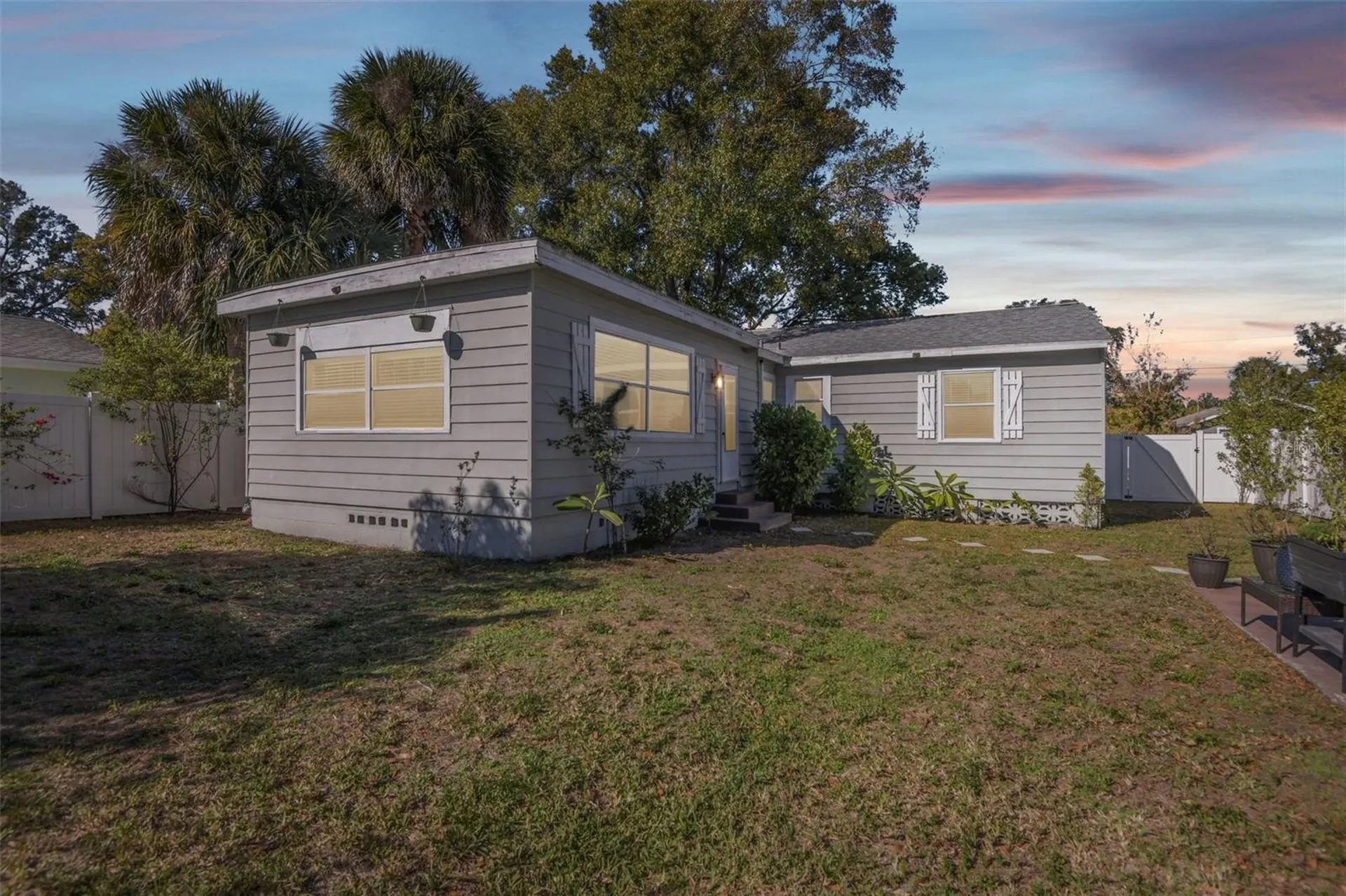 704 W Fribley Street Tampa FL 33603