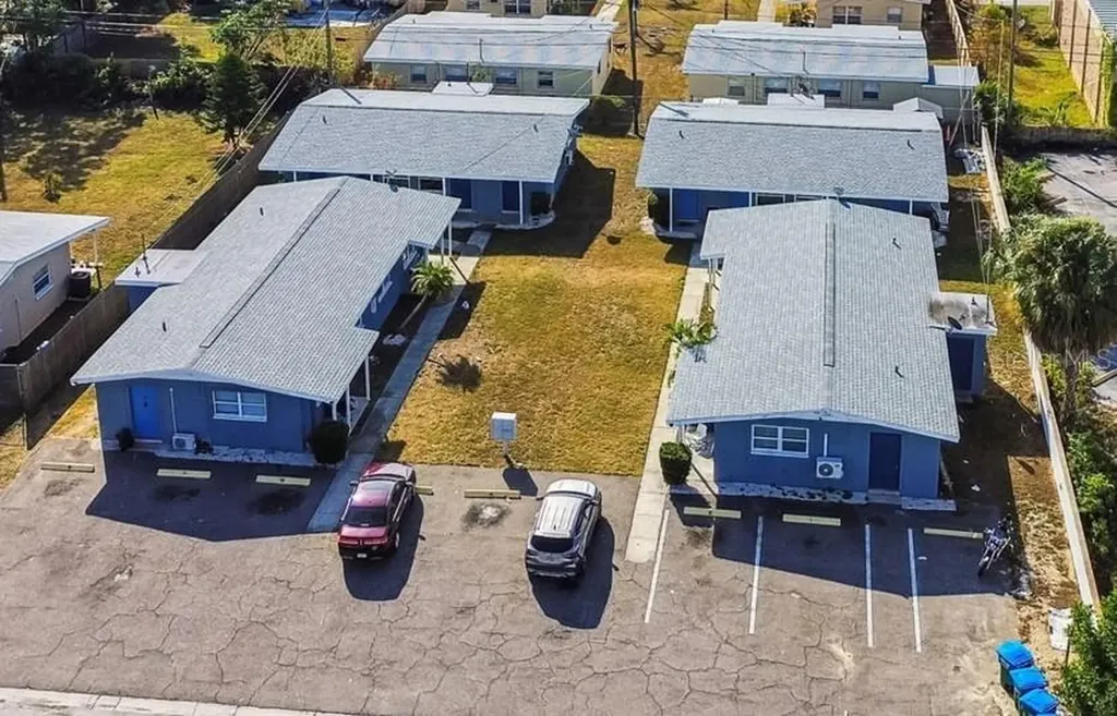 6538 42nd Avenue N Kenneth City FL 33709