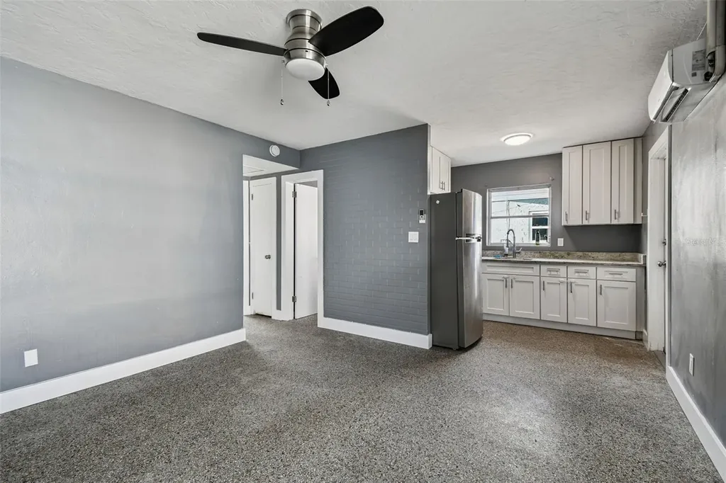 6538 42nd Avenue N Kenneth City FL 33709