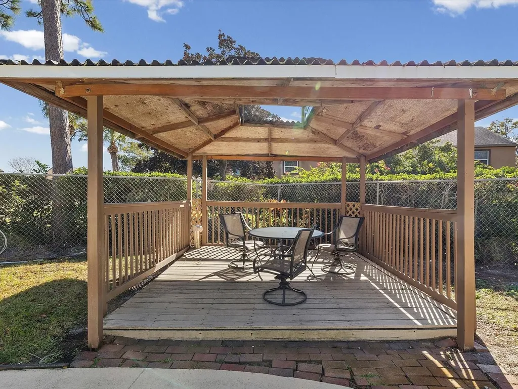 1829 Clearbrooke Drive Clearwater FL 33760
