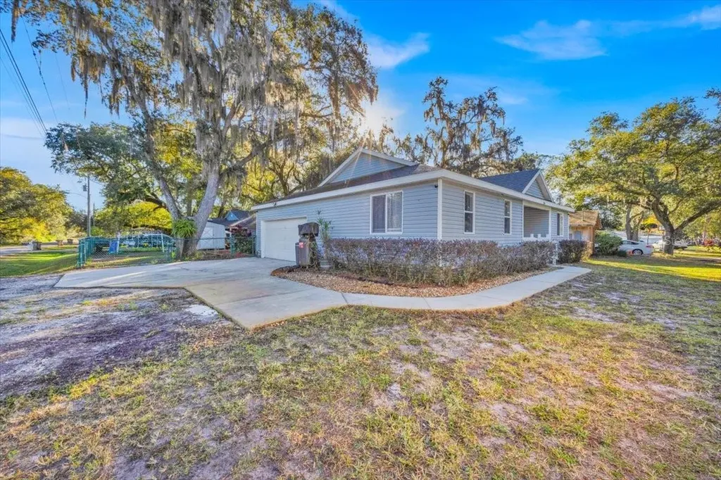 1125 Eden Drive St Cloud FL 34771
