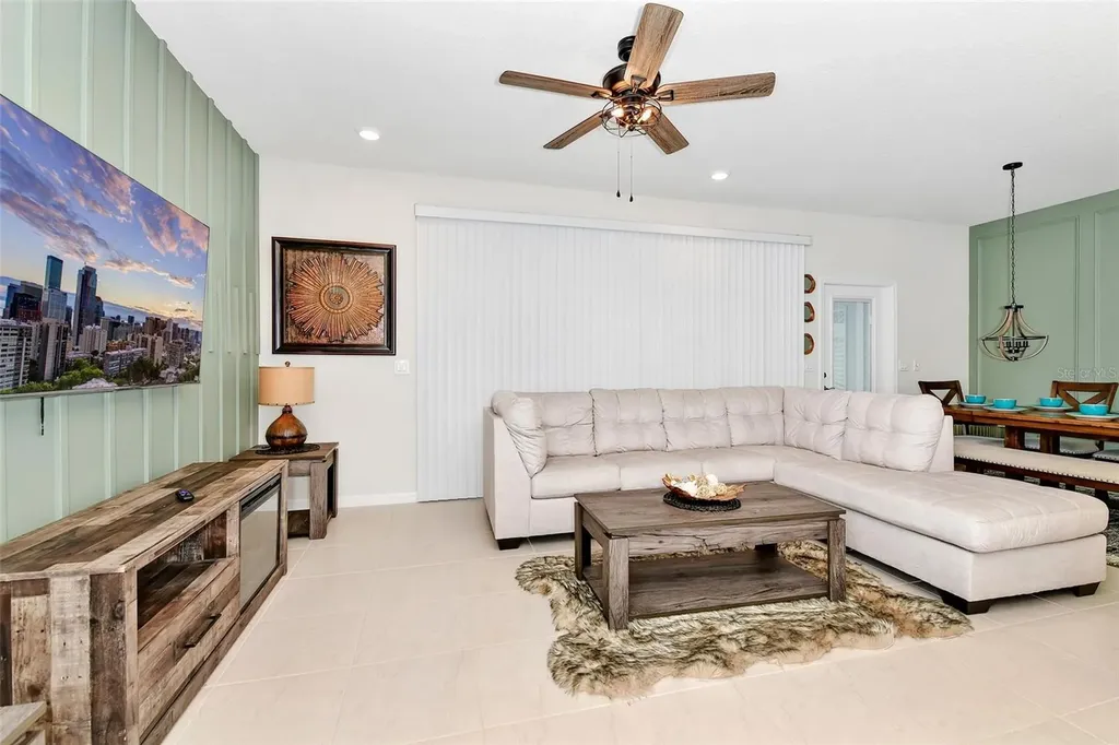 3721 Pacific Lane Davenport FL 33897