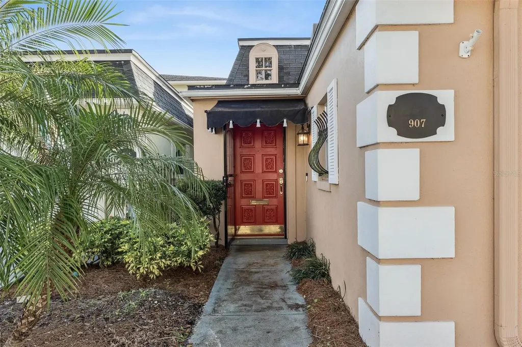 907 Hillary Court Orlando FL 32804