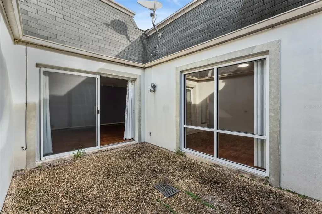 907 Hillary Court Orlando FL 32804
