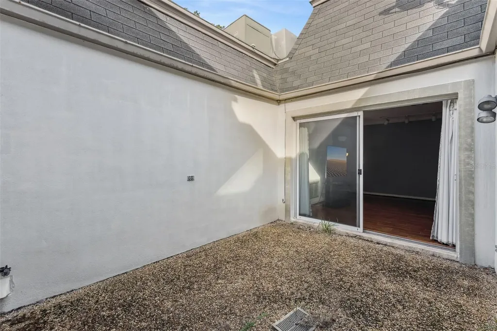 907 Hillary Court Orlando FL 32804