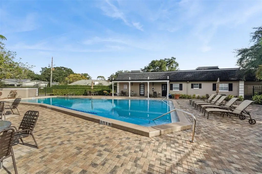 907 Hillary Court Orlando FL 32804