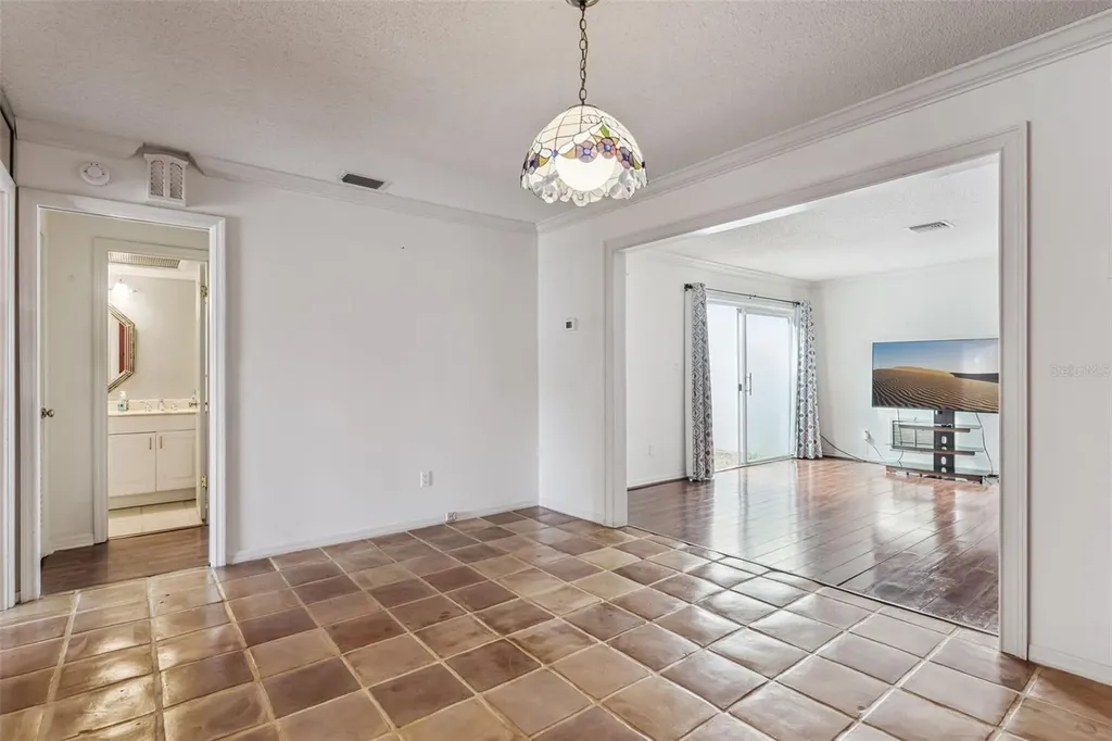 907 Hillary Court Orlando FL 32804