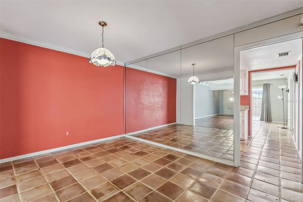 907 Hillary Court Orlando FL 32804