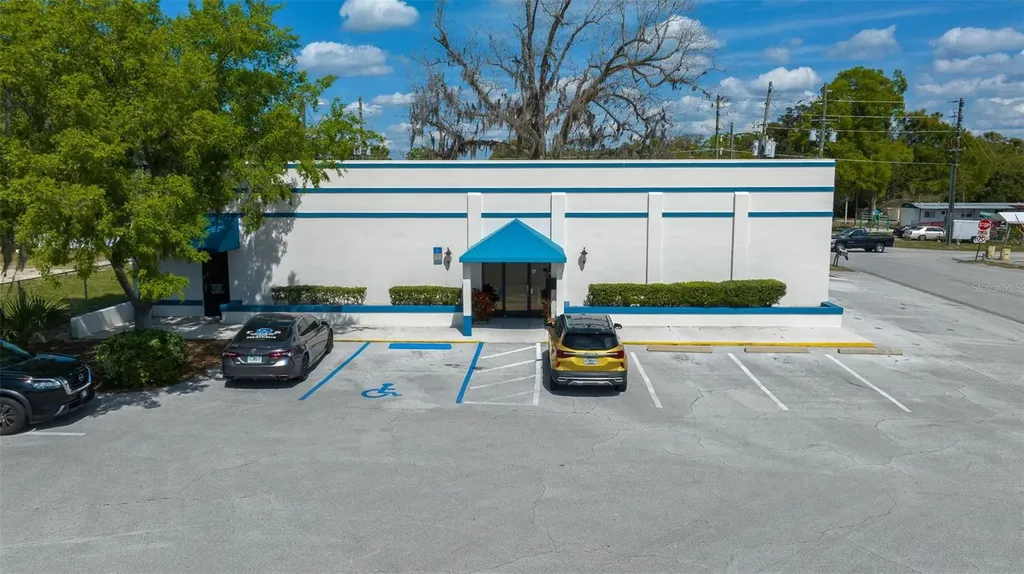 5925 SE Abshier Boulevard Belleview FL 34420
