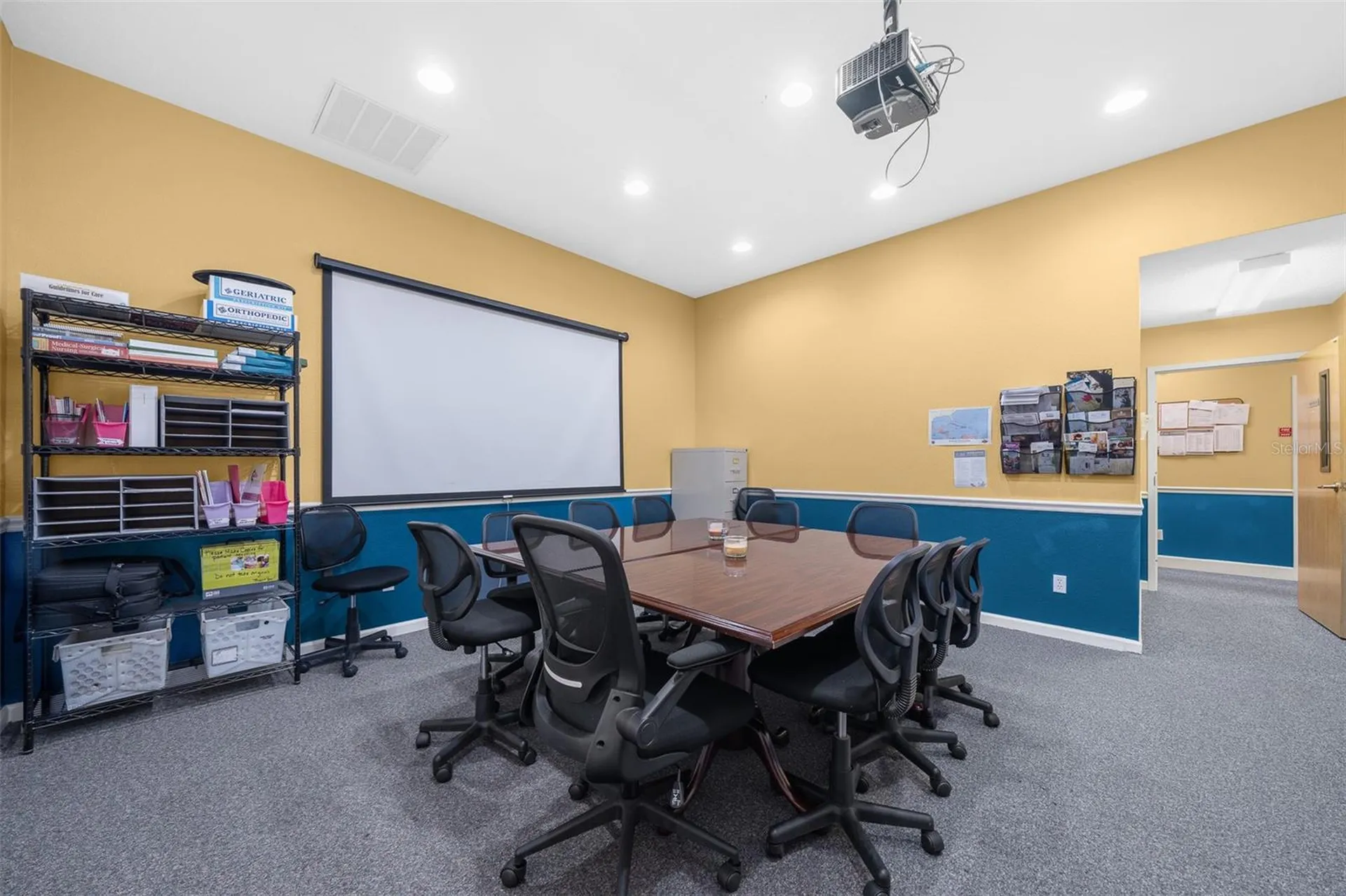 5925 SE Abshier Boulevard Belleview FL 34420