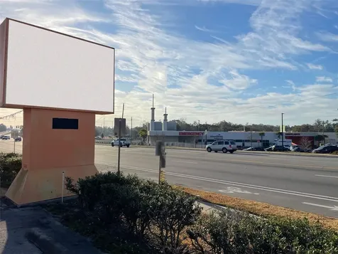 5925 SE Abshier Boulevard Belleview FL 34420
