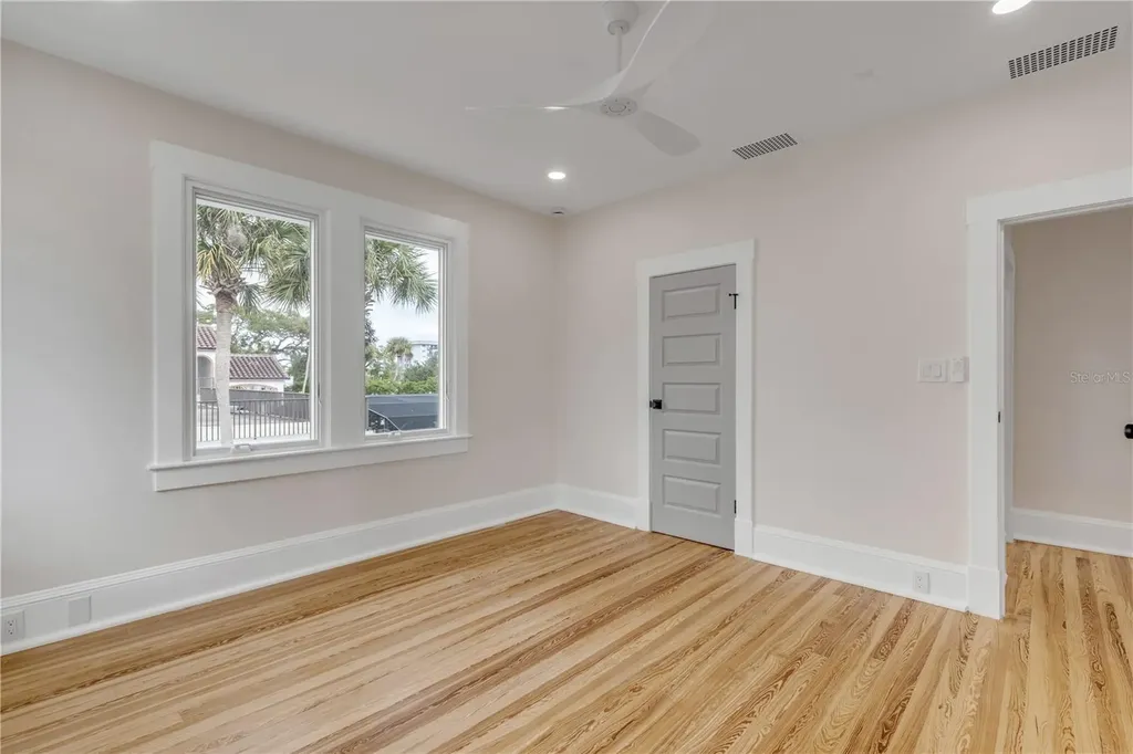 214 S Riverside Drive New Smyrna Beach FL 32168