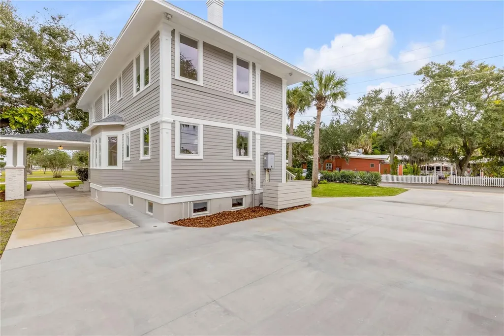 214 S Riverside Drive New Smyrna Beach FL 32168