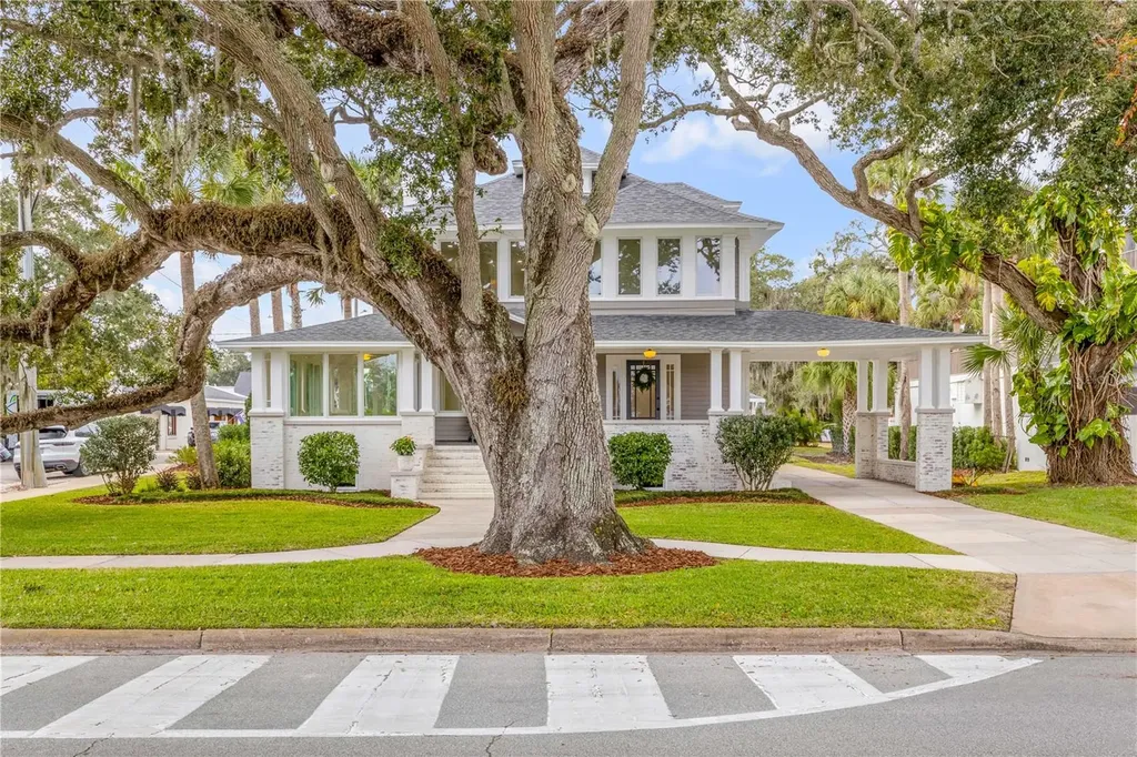 214 S Riverside Drive New Smyrna Beach FL 32168