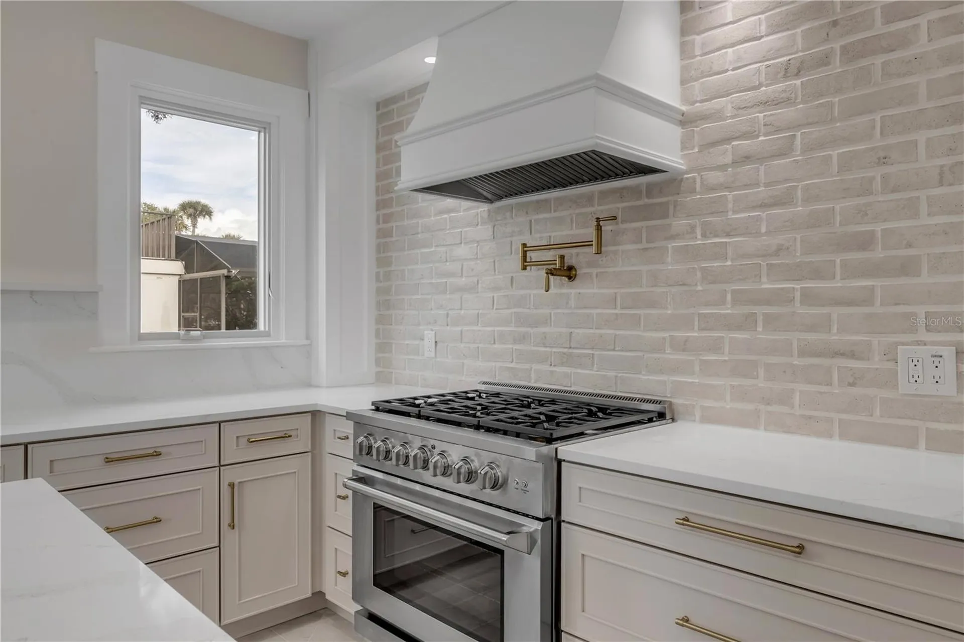 214 S Riverside Drive New Smyrna Beach FL 32168
