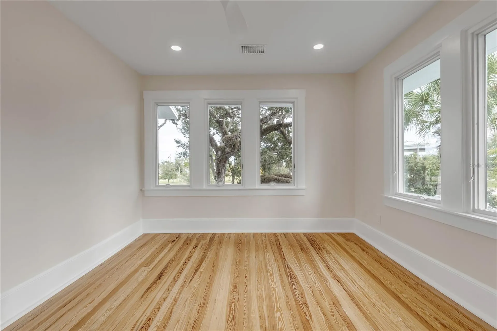 214 S Riverside Drive New Smyrna Beach FL 32168
