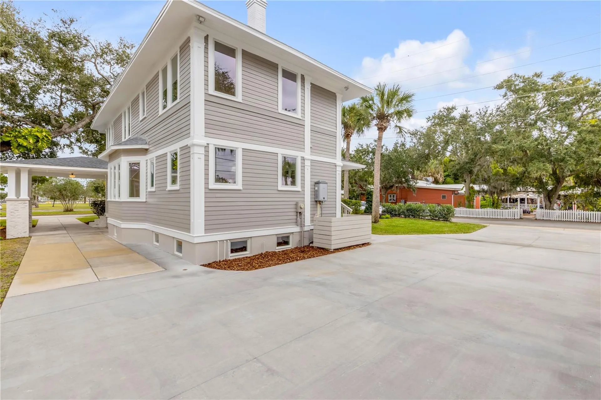 214 S Riverside Drive New Smyrna Beach FL 32168