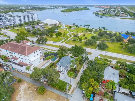 214 S Riverside Drive New Smyrna Beach FL 32168