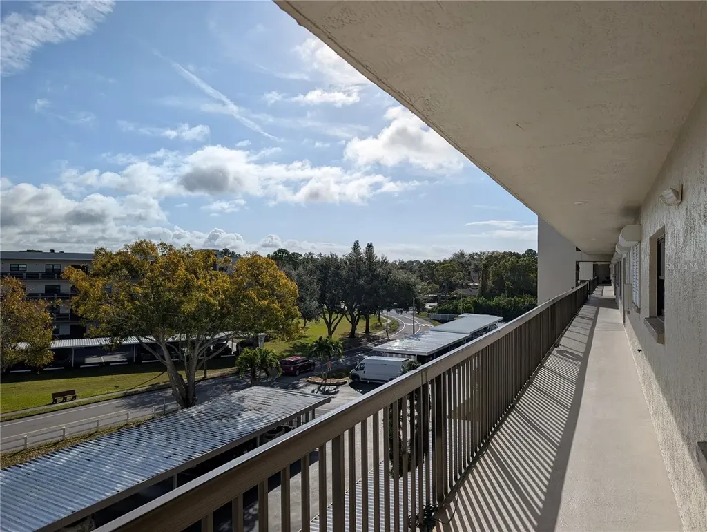 8198 Terrace Garden Drive N St Petersburg FL 33709
