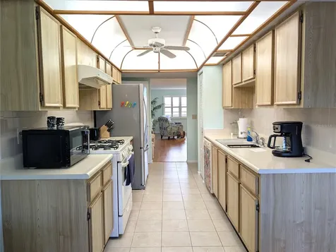8198 Terrace Garden Drive N St Petersburg FL 33709