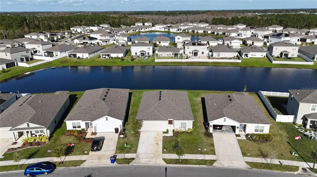 486 Pine Tree Bridge Trail St Cloud FL 34772