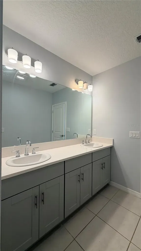 486 Pine Tree Bridge Trail St Cloud FL 34772
