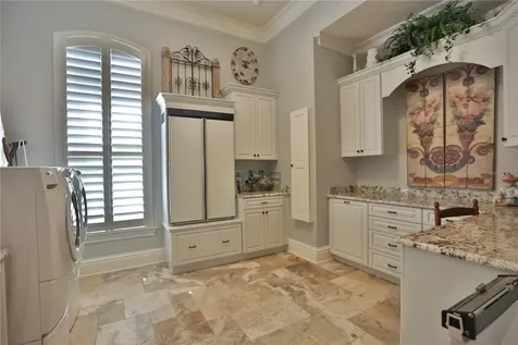 15305 NW Highway 320 Micanopy FL 32667
