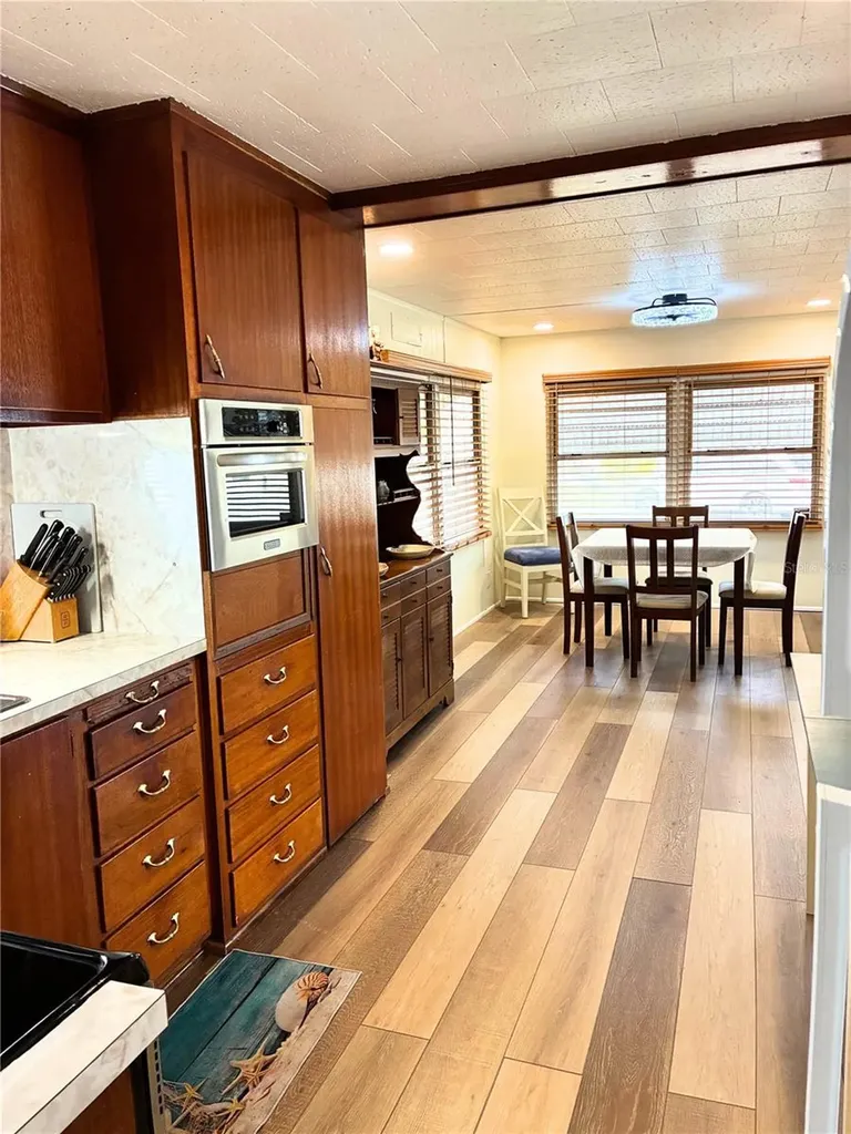 4981 Pebble Beach Avenue Sarasota FL 34234