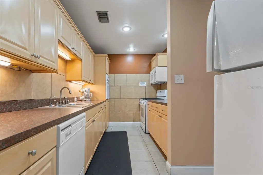 4215 E Bay Drive Clearwater FL 33764