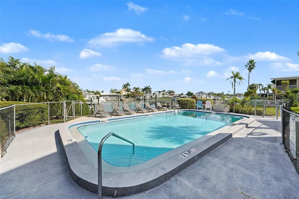 12055 3rd Street E Treasure Island FL 33706
