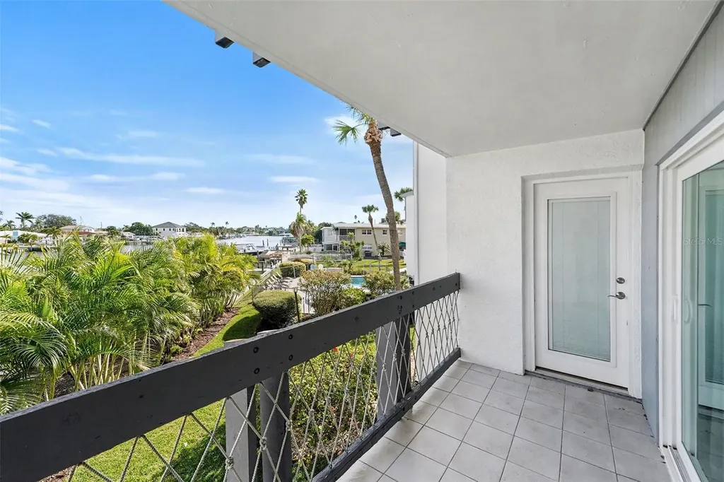 12055 3rd Street E Treasure Island FL 33706