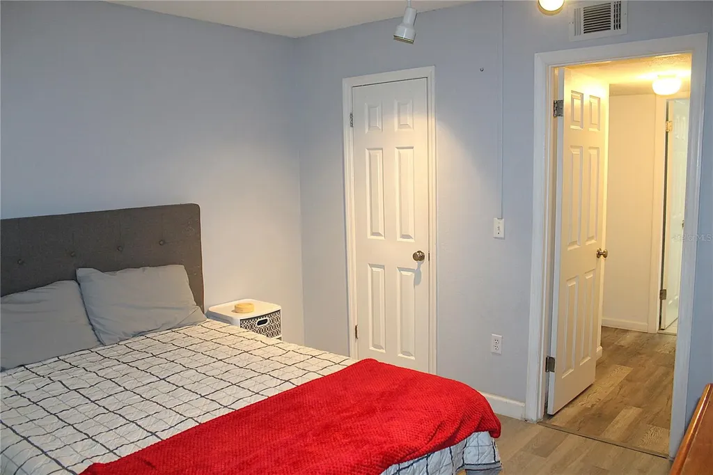 1700 SW 16th Court Gainesville FL 32608