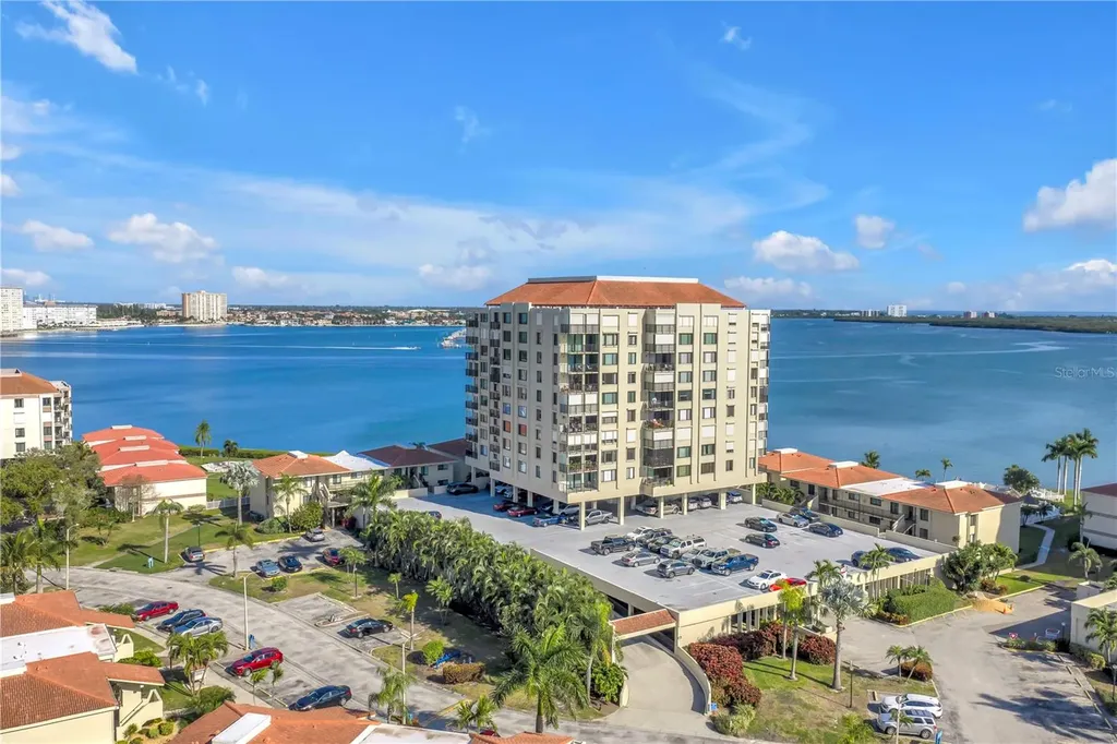 6322 Palma Del Mar Boulevard S St Petersburg FL 33715