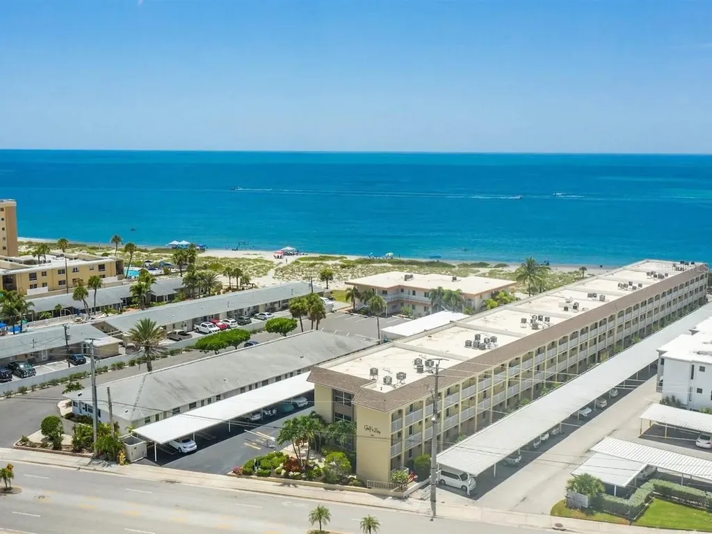 1400 Tarpon Center Drive Venice FL 34285