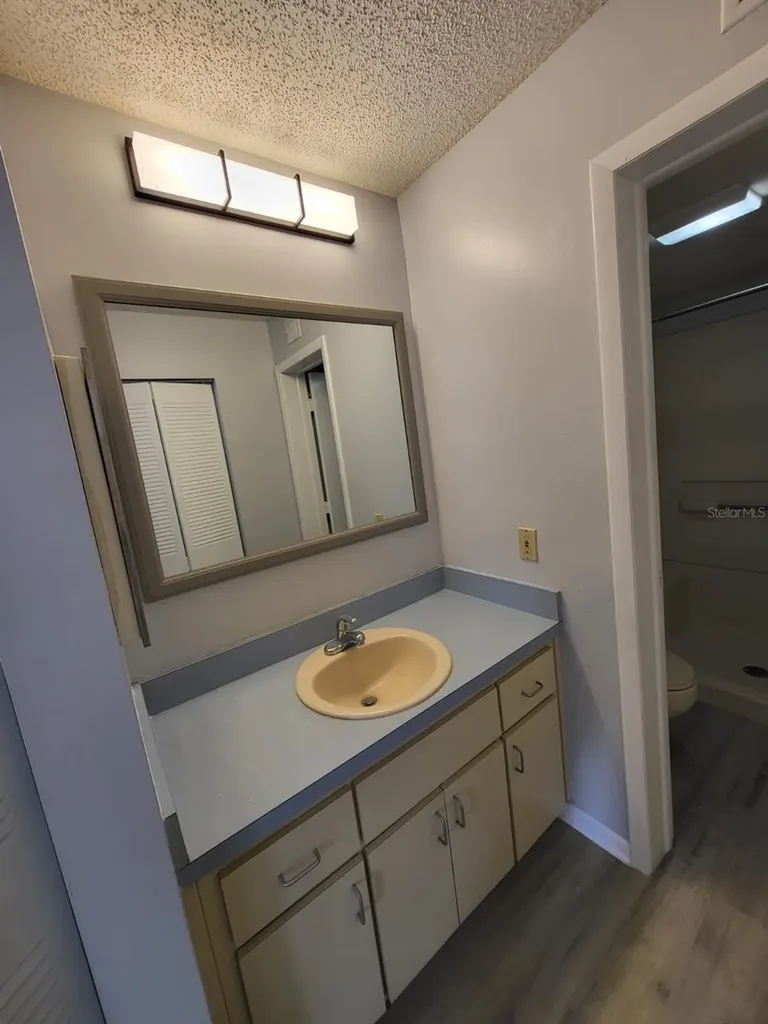 650 Island Way Clearwater FL 33767