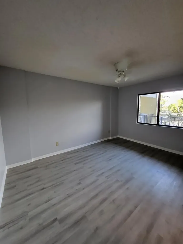 650 Island Way Clearwater FL 33767